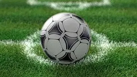 莱万梅开二度 巴萨力克赫罗纳